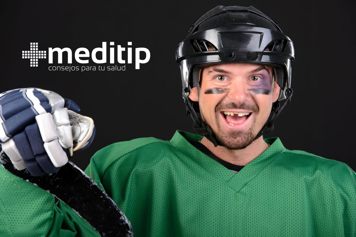 Los dientes corren el riesgo de dañarse durante ciertos deportes de contacto como el hockey y el fútbol.